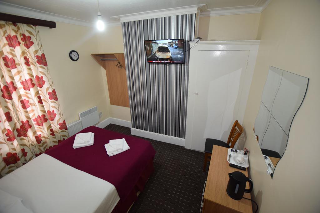 Woodlands Hotel