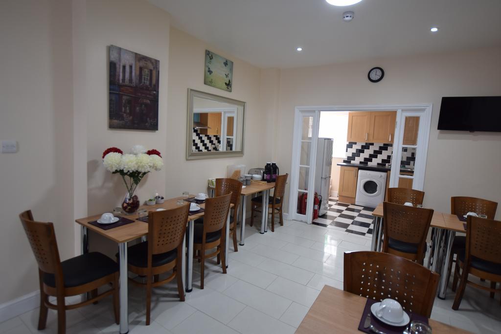 Woodlands Илфорд