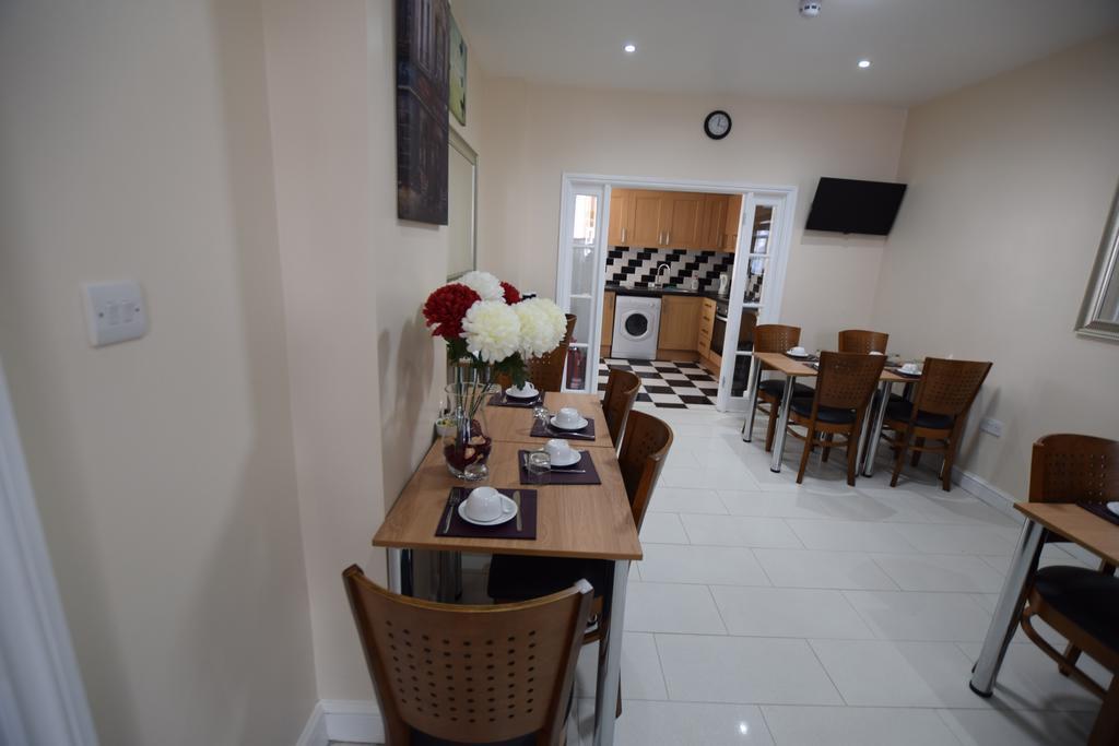 Woodlands Hotel